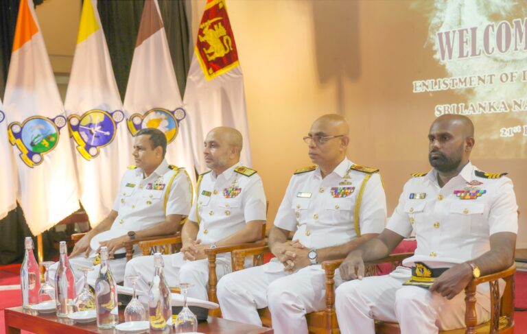 கடற்படைக்கு 16 அதிகாரிகள் நியமனம்!