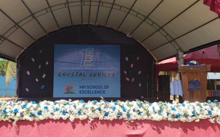 ஸ்கூல் ஒப் எக்சலென்ஸில் படிக விழா!