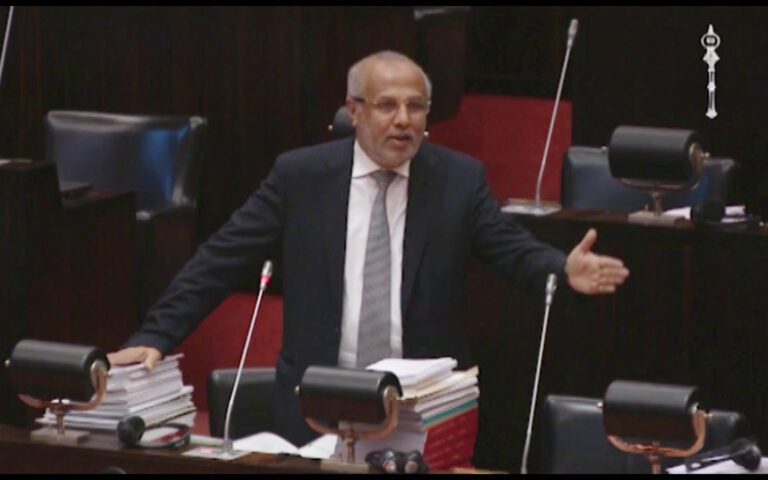 பாராளுமன்றில் முழங்கிய ஹக்கீம்!