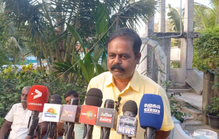 நாங்கள் பரிசோதனை எலிகள் இல்லை!