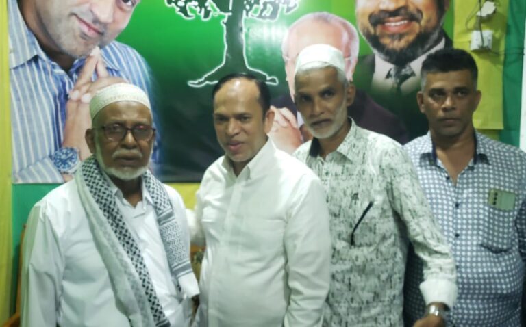 நானும் மஷூரும் ஒன்றாகத்தான் தேநீர் குடித்தோம்!