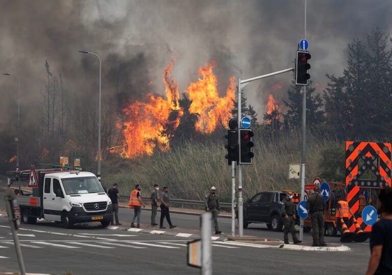 இஸ்ரேலில் பாரிய காட்டுத் தீ!