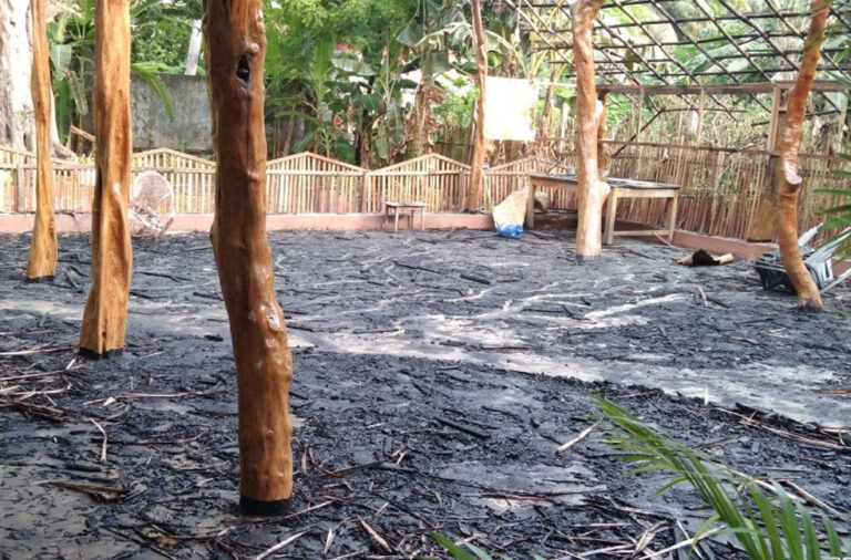 பற்றி எறிந்த சமூக செயற்பாட்டு மையம்!