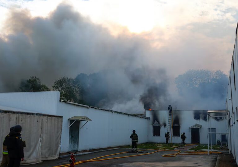 மிகப்பெரிய டிரோன் தாக்குதலை நடத்திய ரஷ்யா!