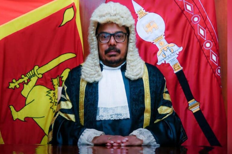 பட்டம் வாங்கச் சென்று 6 மாதம் பூர்த்தி!