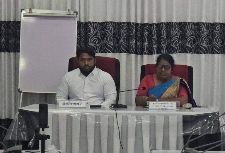 மன்னார் பிரதேச சபை மயில் கட்சி வசம்!