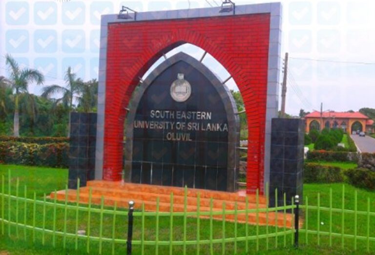 22 பல்கலைக்ககழக மாணவர்களுக்கு வகுப்பு தடை!