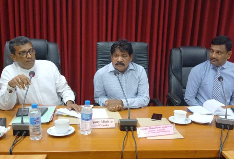 சிங்கள இளைஞர்களும் ஆறுகளில் பிணமாக மிதந்தார்கள்!