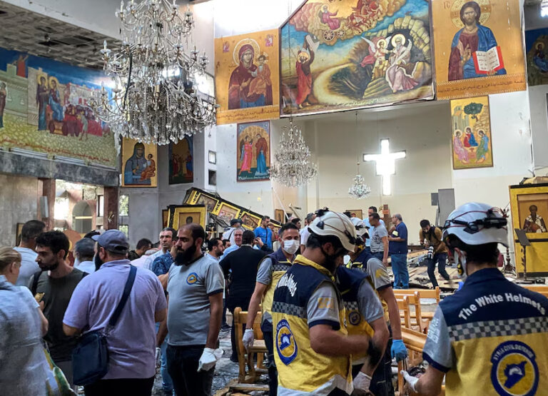 சிரியாவில் தற்கொலை தாக்குதல்; 20 பேர் பலி!