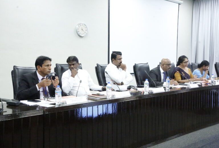 விளையாட்டு சங்கங்களுக்கு வைக்கப்பட்ட ஆப்பு!