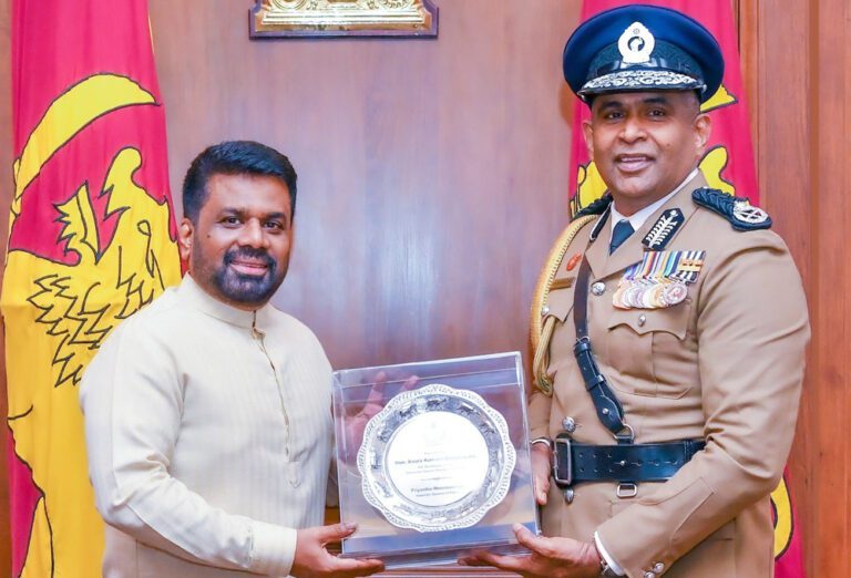 ஜனாதிபதியை சந்தித்த புதிய பொலிஸ்மா அதிபர்!