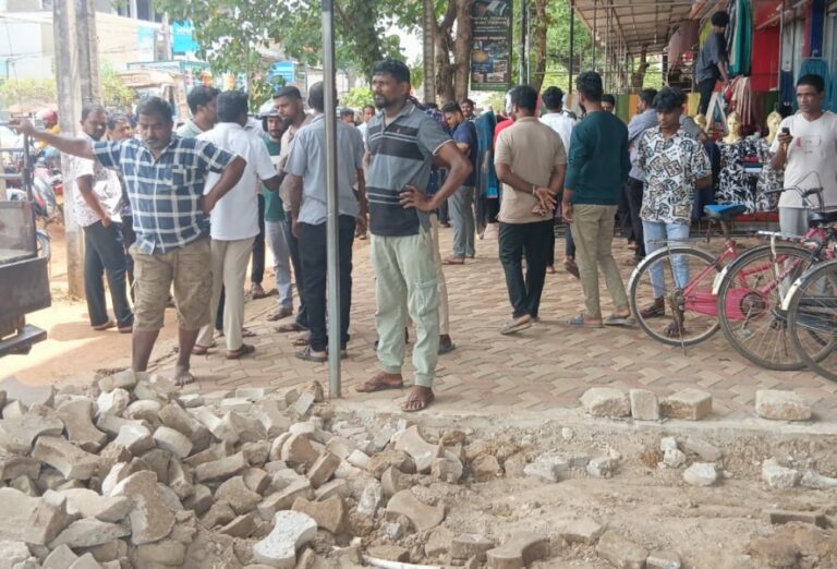 கொதித்தெழுந்த கிளிநொச்சி வர்த்தகர்கள்!