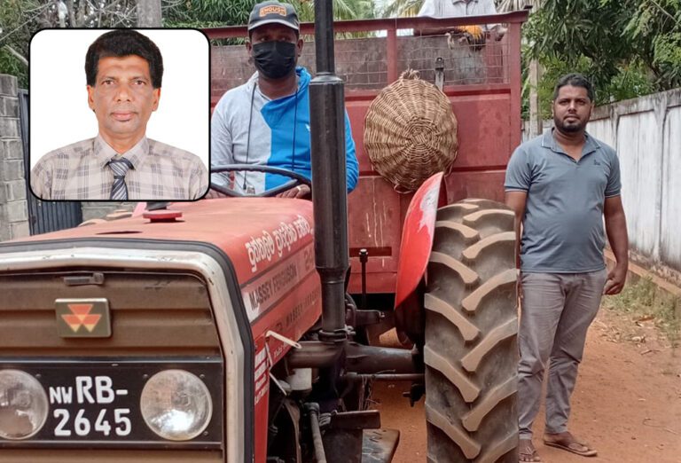 20 வருடத்தில் ஊருக்குள் முதல்முறை வந்த குப்பை வண்டி!