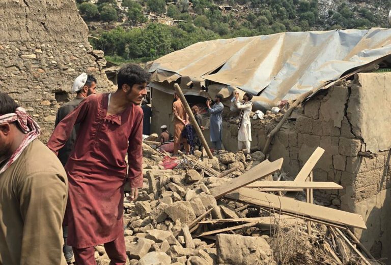 ஆப்கானிஸ்தான் நிலநடுக்கம்: 1,100 பேர் உயிரிழப்பு!