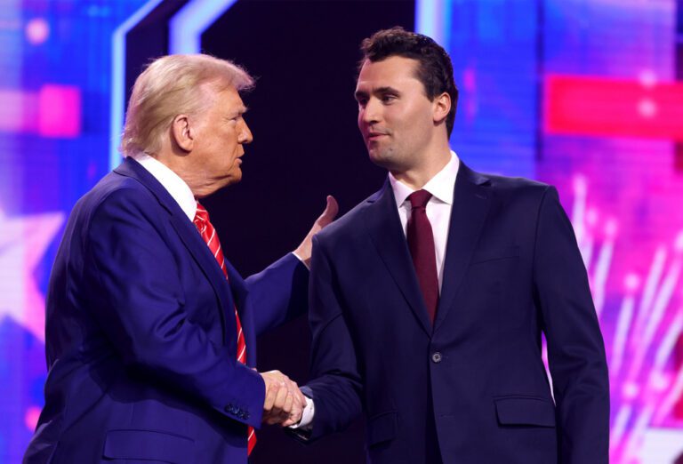 அதிபர் டிரம்ப்பின் தீவிர ஆதரவாளர் சார்லி கிர்க் சுட்டுக்கொலை!