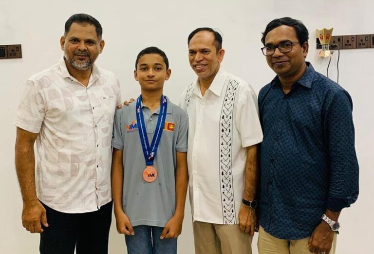 இலங்கைக்கு பெருமை சேர்த்த காத்தான்குடி மாணவன்!