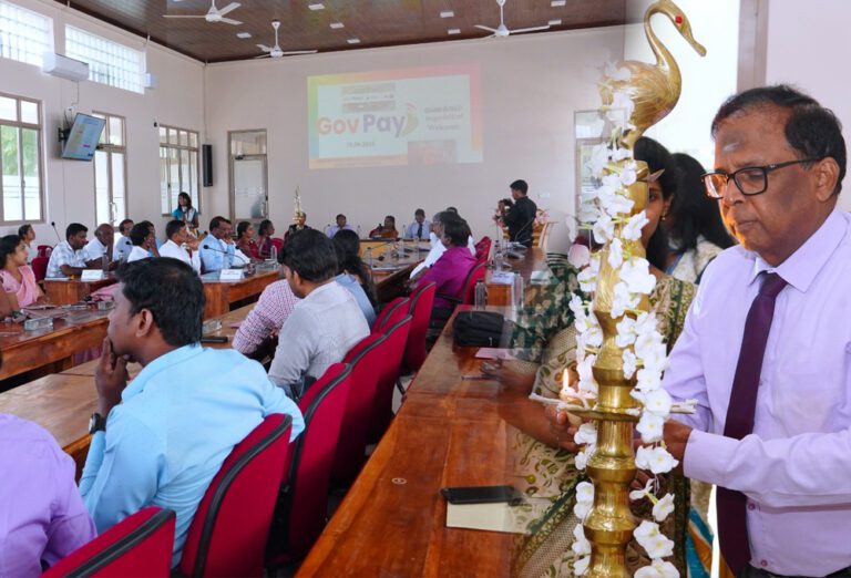 சேவை கொடுப்பனவுகளை இனி வீட்டிலிருந்தே செலுத்தமுடியும்!