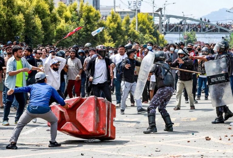 நேபாளத்தில் பிரதமருக்கு எதிராக தொடங்கிய “அரகலய”