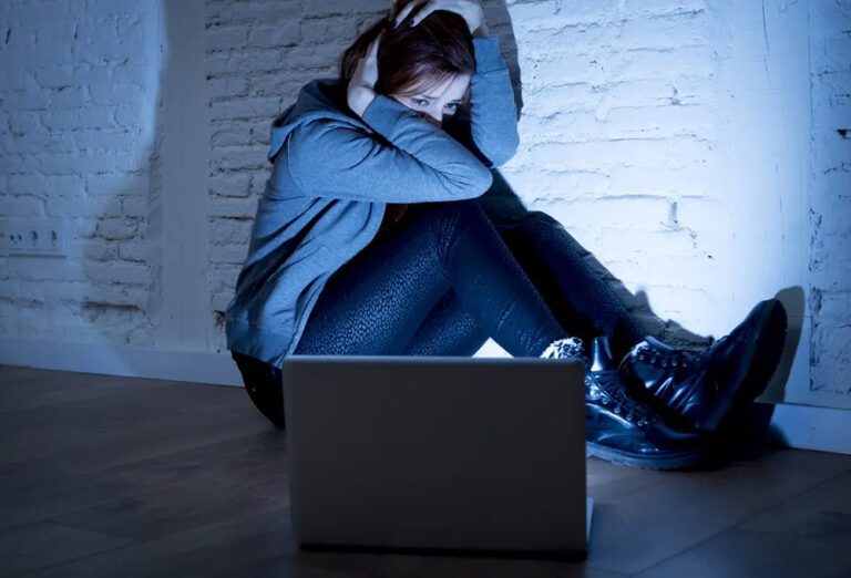 அதிகரிக்கும் இணையவழி பாலியல் துஷ்பிரயோகம்!