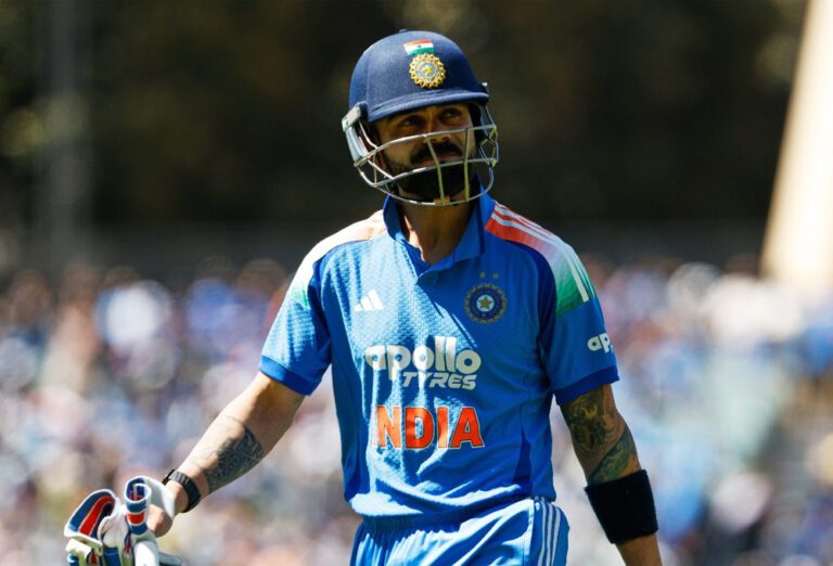 உலக சாதனை படைத்த கிங் கோலி!