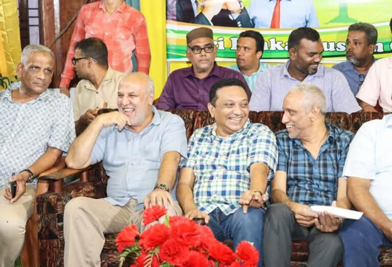 கல்முனையில் இடம்பெற்ற SLMC யின் முக்கிய  கலந்துரையாடல்!