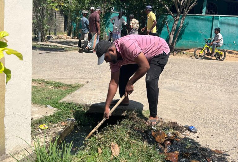 களத்தில் இறங்கினார் புத்தளம் மாநகரசபை உறுப்பினர்!