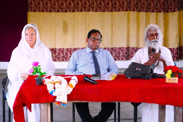 கடுமையாக கோபமடைந்த வட மாகாண ஆளுநர்!