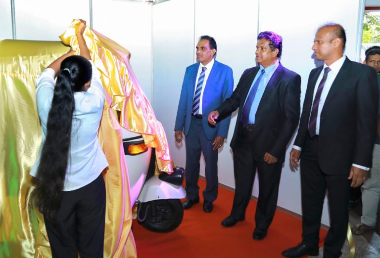 மின்சார வண்டியாக மாறிய பெட்ரோல் முச்சக்கர வண்டி!