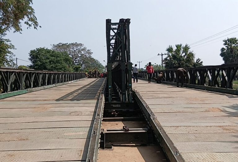 கிளிநொச்சி ஏ35 வீதியின் பிரதான பாலம் துரித கதியில் புனரமைப்பு!