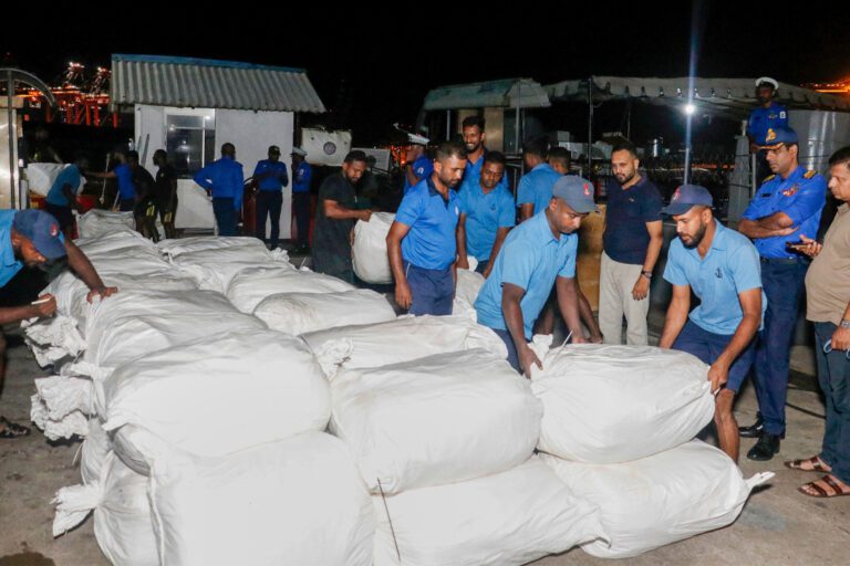 சிலாபம் கடல்பகுதியில் 1740 கிலோ கடத்தல் பீடி இலைகள் மீட்பு!