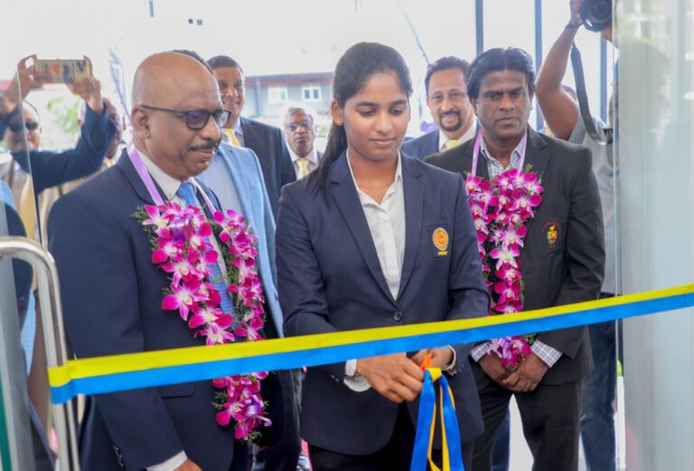 நவீன வசதிகளுடைய உள்ளக கிரிக்கட் பயிற்சி கூடம் திறப்பு!