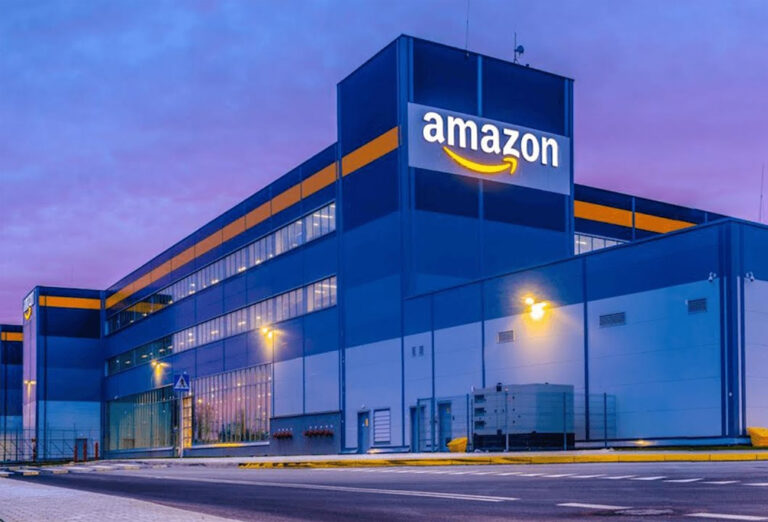 அமேசானின் 30,000 ஊழியர் பணிநீக்கப் பட்டியல் தயார்!