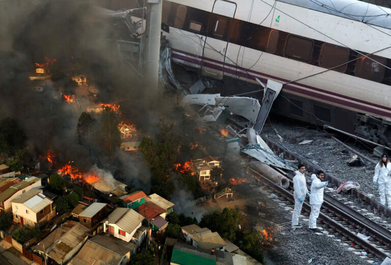 ஸ்பெயின் ரயில் விபத்தில் 39 பயணிகள் உயிரிழப்பு!