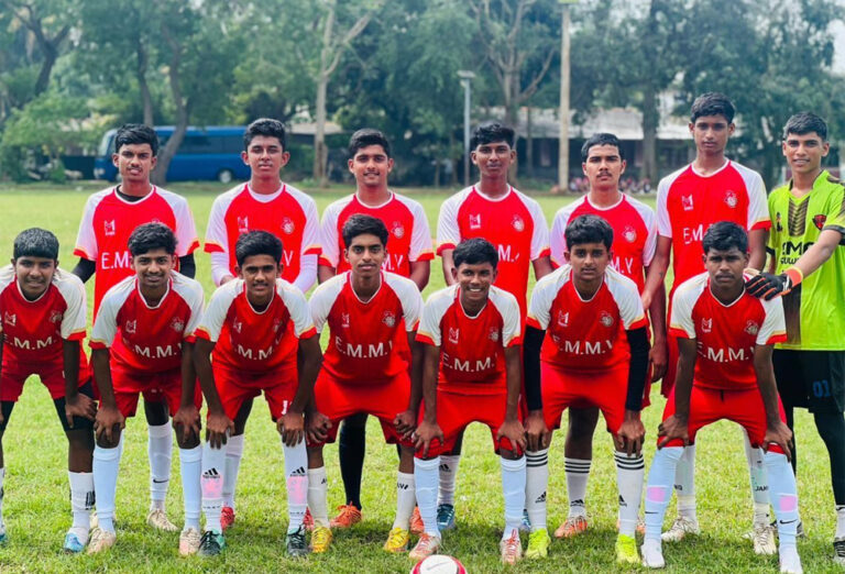 ஜாம்பவான்களை வீழ்த்தி இறுதிப் போரில் எருக்கலம்பிட்டி சிங்கங்கள்!