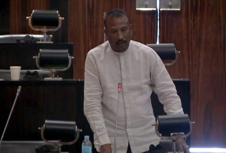 புத்தளம் கல்வி வலயத்தை இரண்டாகப் பிரிக்க வேண்டும்!