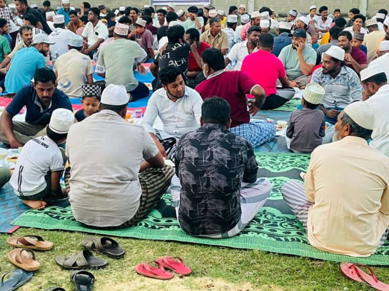 ரிஷாட் பதியுதீன் ஏற்பாட்டில் உணர்வுபூர்வமான இப்தார்!