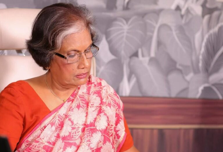 நிர்வாகச் சீர்கேட்டால் நாடு பேரழிவை நோக்கிச் செல்கிறது!