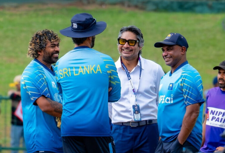 இலங்கை அணியின் ஆட்டத்தை பார்த்து கொதித்தெழுந்த சங்கா!