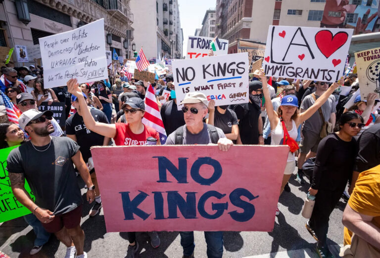 அமெரிக்காவில் ட்ரம்பிற்கு எதிராக 3,000 இடங்களில் போராட்டங்கள்!