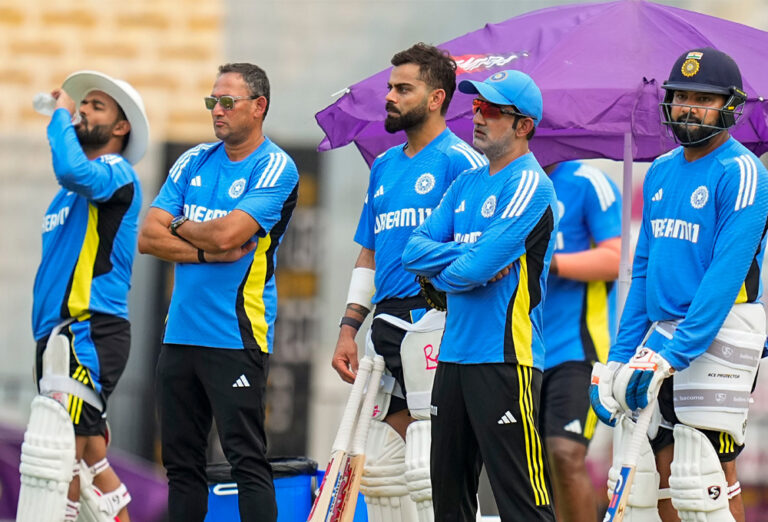 கோலி, ரோஹித்தையே வீட்டுக்கு அனுப்பியவர்தான் இவர்!